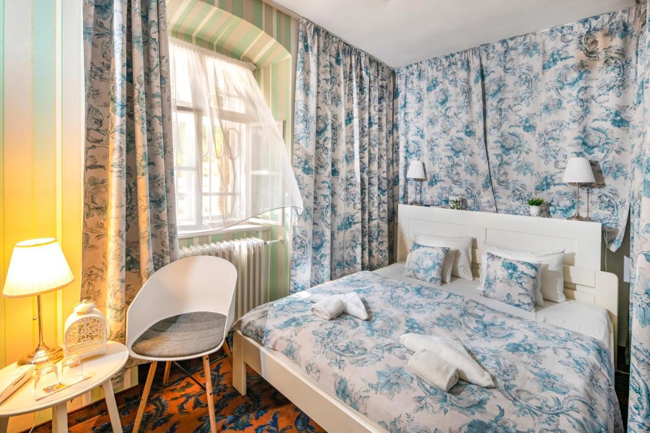 Tuenderkert Hotel Noszvaj Zewnętrze zdjęcie