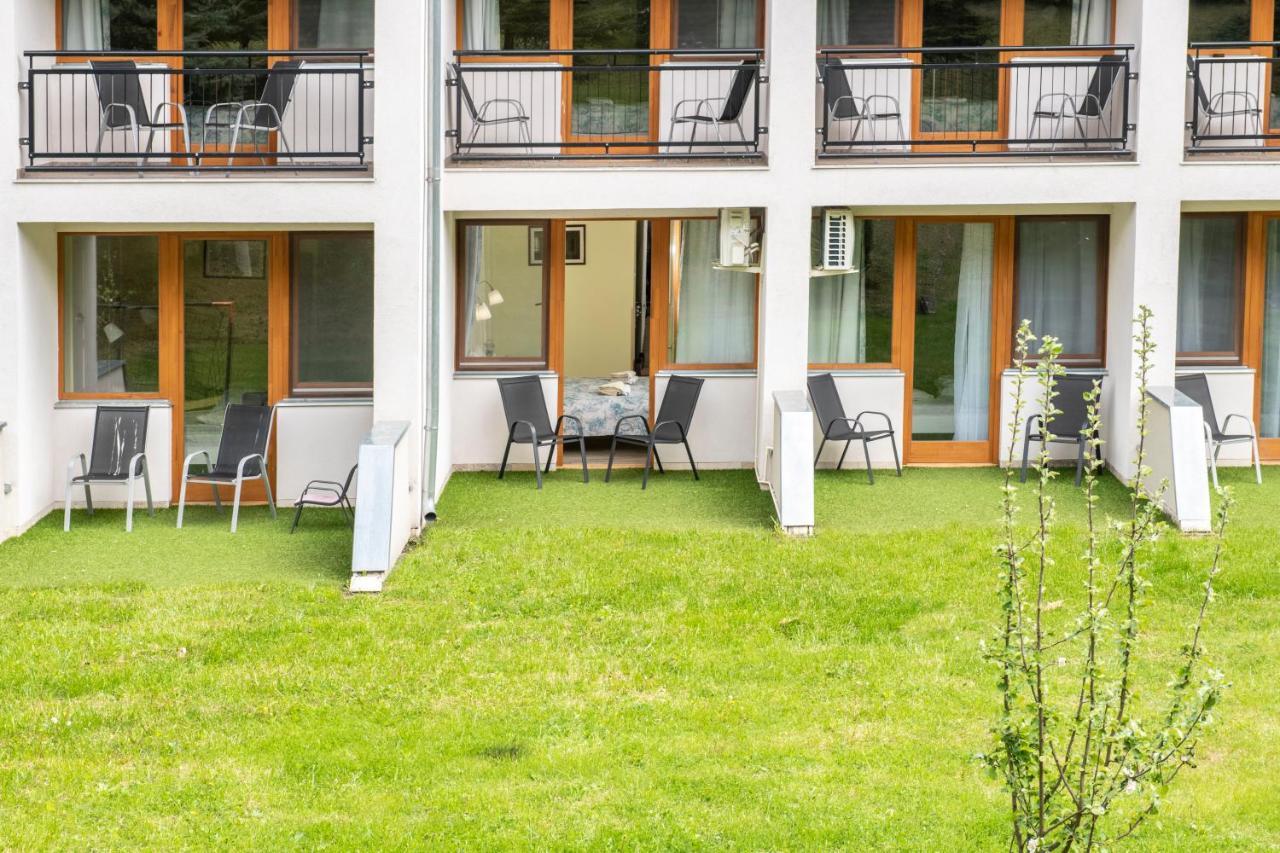 Tuenderkert Hotel Noszvaj Zewnętrze zdjęcie