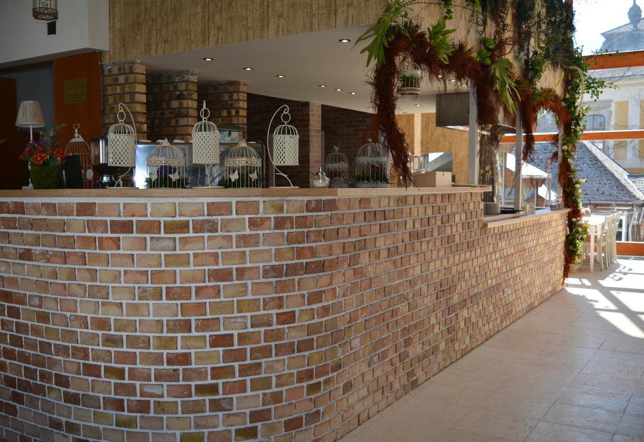 Tuenderkert Hotel Noszvaj Zewnętrze zdjęcie
