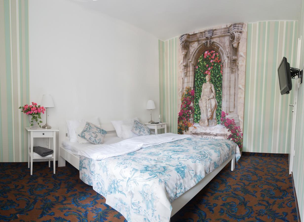 Tuenderkert Hotel Noszvaj Zewnętrze zdjęcie